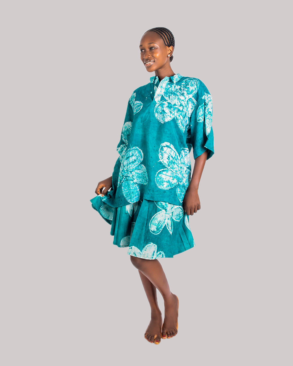 Green Floral Print – Oversized Women’s Light Cotton Adire Shirt